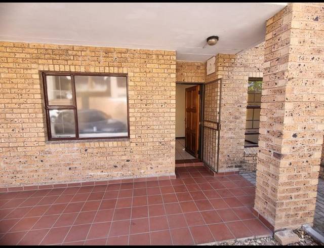 3 BEDROOM APARTMENT FOR SALE IN ERAND GARDENS